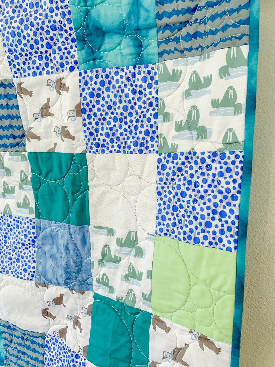 Green best sale baby quilt